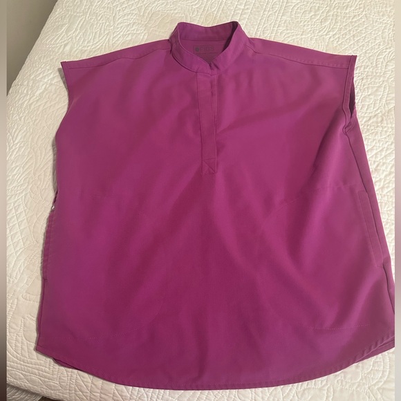 Figs Fuchsia Rafaela Oversized Scrub Top - Picture 2 of 4